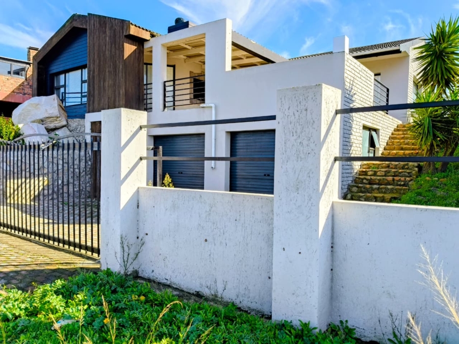 3 Bedroom Property for Sale in Aston Bay Eastern Cape